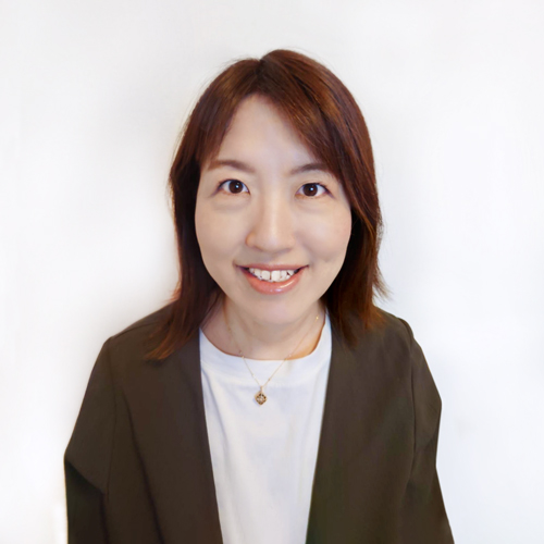 深尾真里理事長